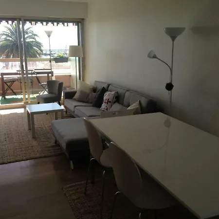 Apartmán Front De Avec Piscine *